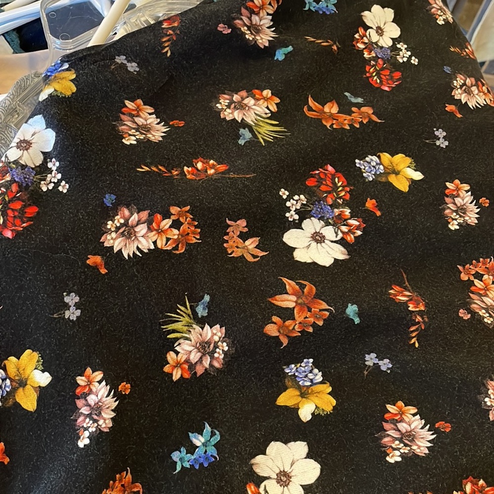 Floral crop top with long sleeves - Picture 4 of 5